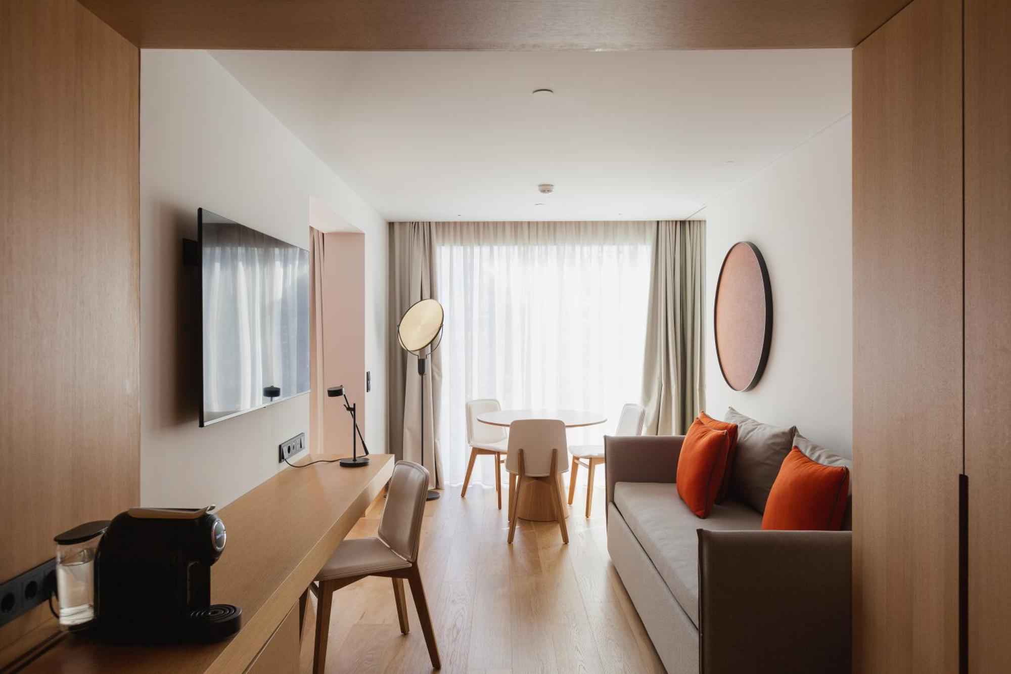 Lumen Hotel & The Lisbon Light Show Room photo